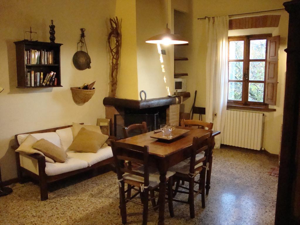 Agriturismo Poggio Salvi Совічілле Номер фото